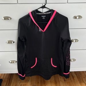 Woman’s athletic top
